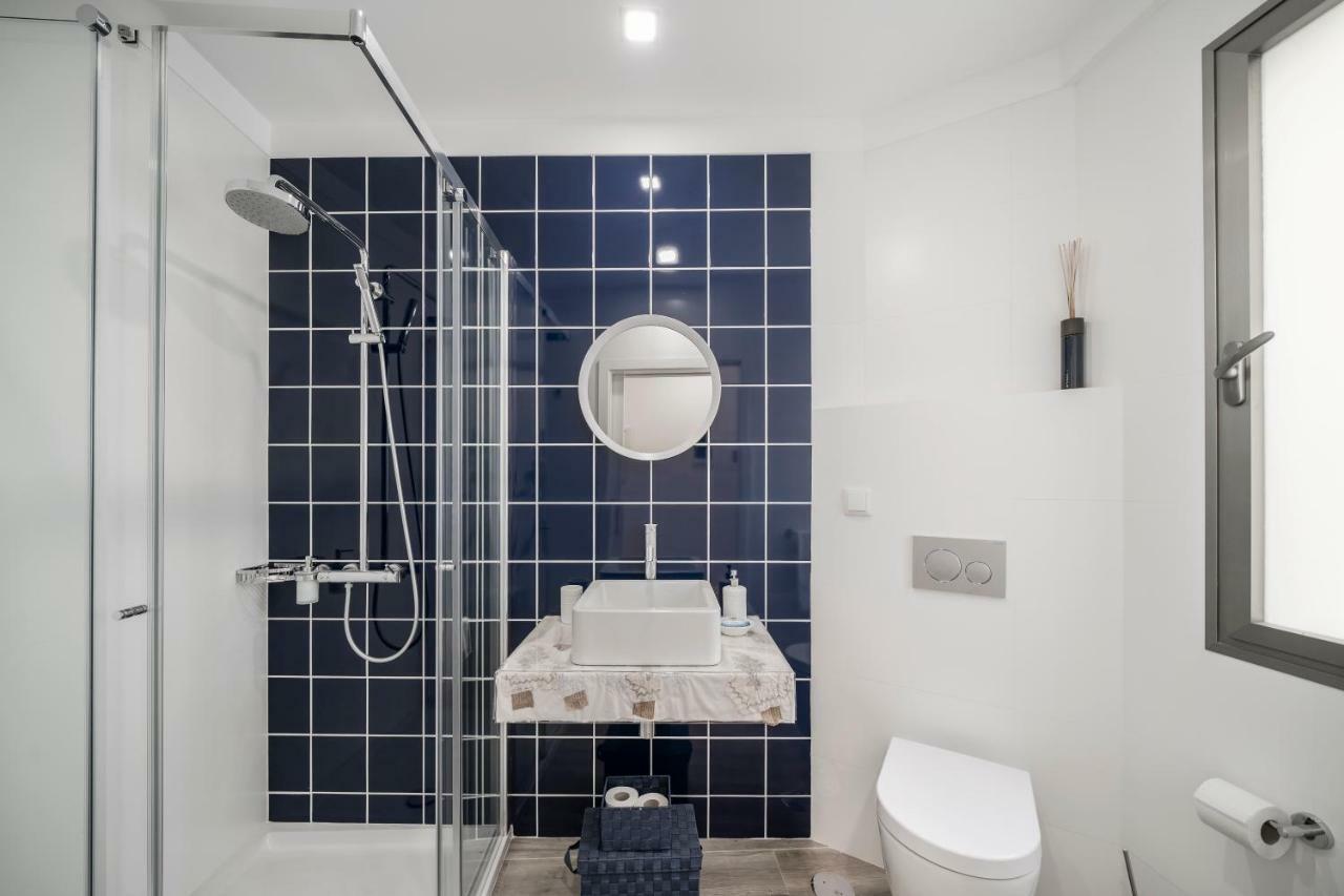 Drapes Design Apartments By An Island Apart Funchal  Extérieur photo