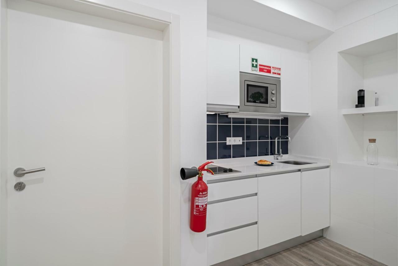 Drapes Design Apartments By An Island Apart Funchal  Extérieur photo