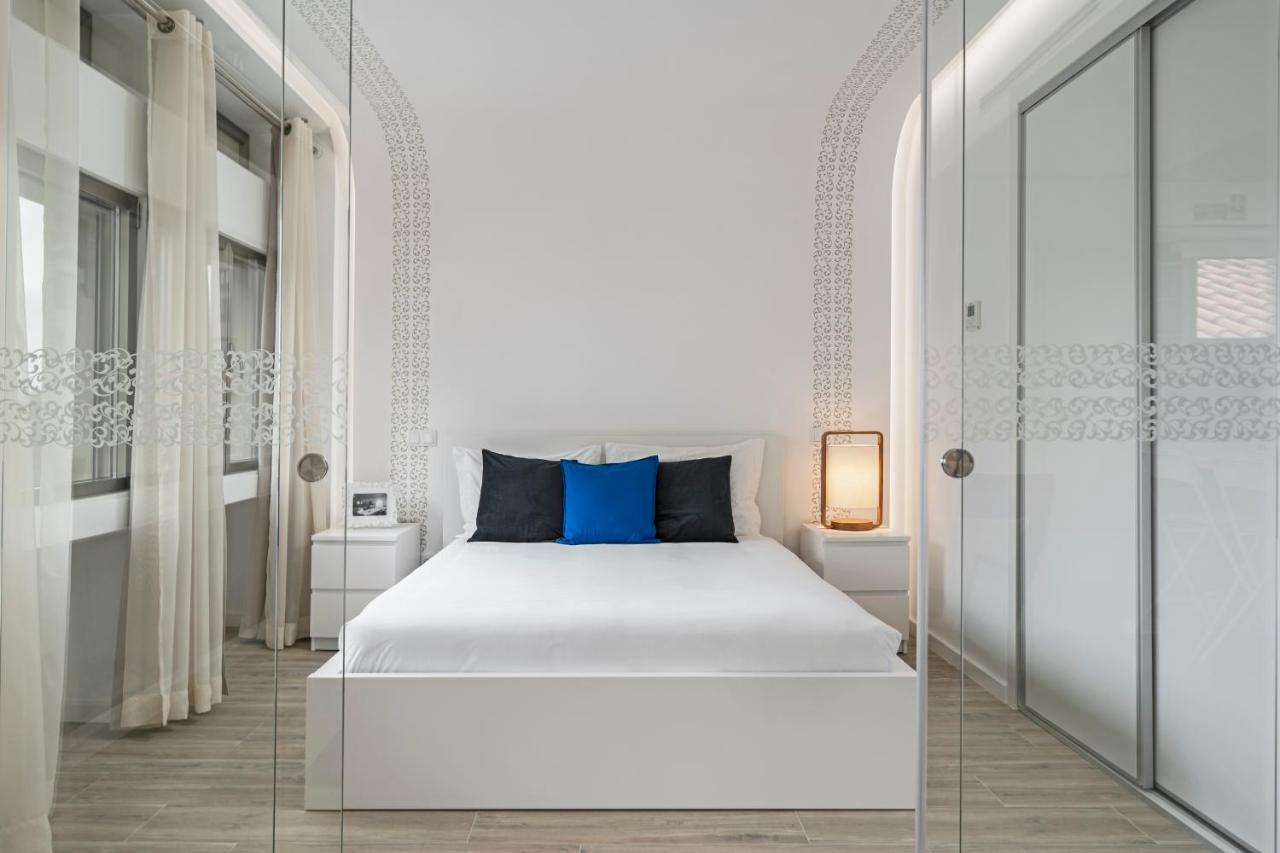 Drapes Design Apartments By An Island Apart Funchal  Extérieur photo