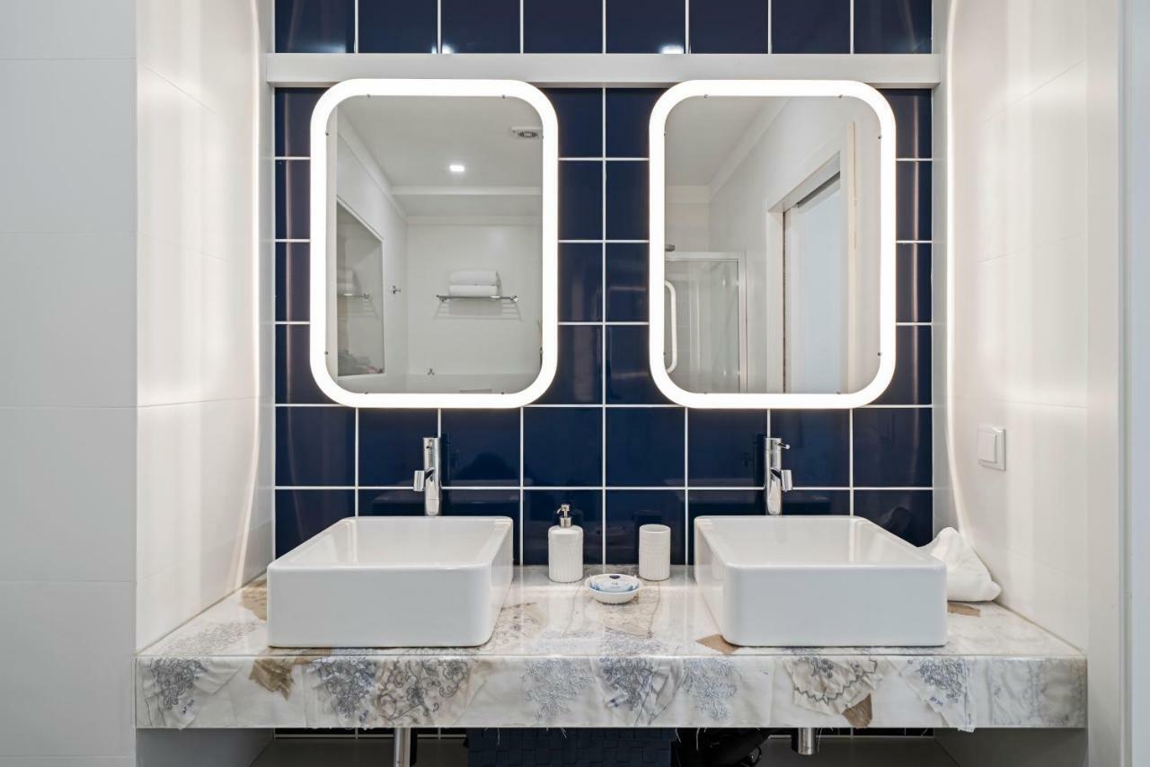 Drapes Design Apartments By An Island Apart Funchal  Extérieur photo